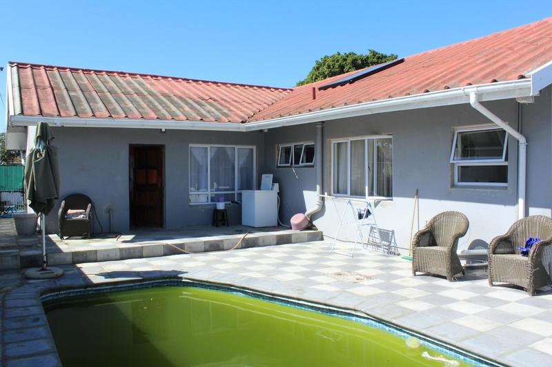 7 Bedroom Property for Sale in Vasco Estate Western Cape